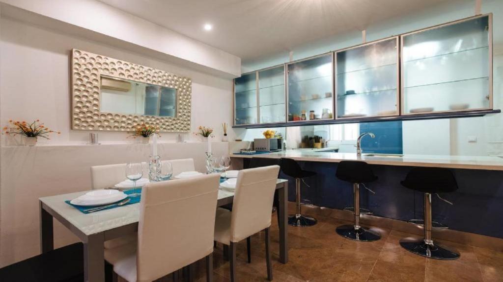 San Lorenzo Luxury Suites เซบีญา ภายนอก รูปภาพ